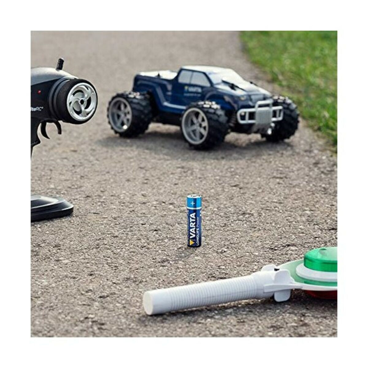 V16H9A542ADCA0CDA1B986DD7BD04718BC80R3889210P4